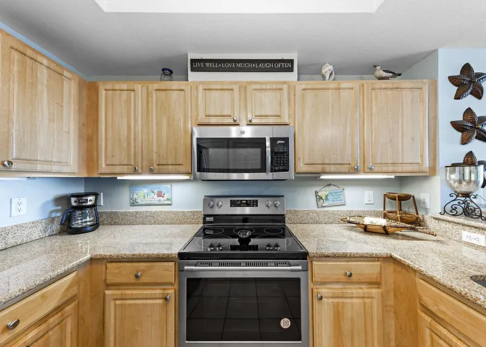 Crystal Tower Apartment *